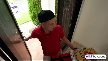 Pizza Delivery Guy Gets The Best Tip Of His Life From Big Booty Blonde Milf/ Pawg Trixi Brooks Intro Extended thumbnail