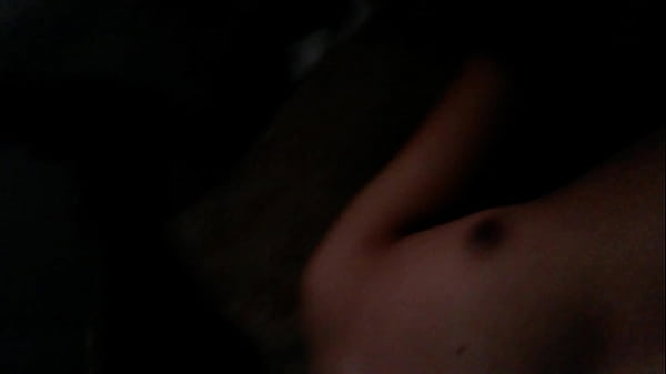 cojiendo  con  mi novia  y metiendo dedo 