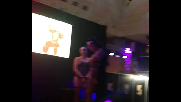 Nonton Victor Bloom thumbnail