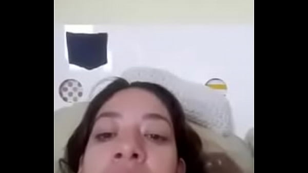 Play MP4 - Se masturba para mi