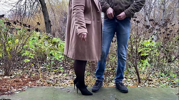 Play MP4 - StepMother-in-law in leather skirt and heels holds son-in-law's dick while he pees