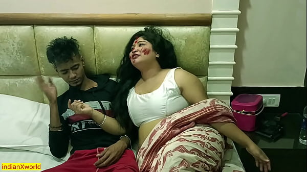 Indian Bengali Stepmom First Sex With 18yrs Young Stepson! With Clear Audio thumbnail