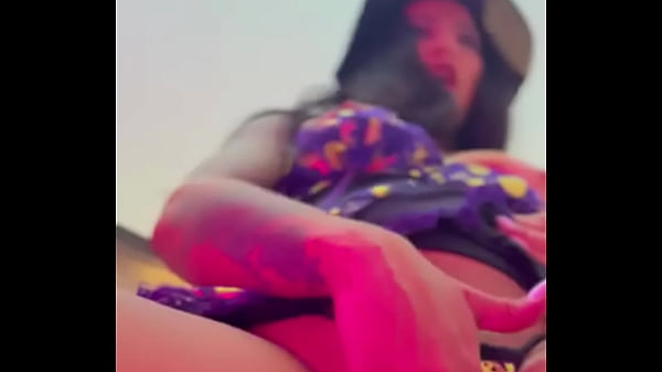 Se voc&ecirc; ainda n&atilde;o viu o v&iacute;deo novo de halloween voc&ecirc; n&atilde;o sabe o que t&aacute; perdendo