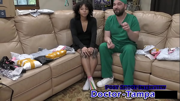 Dr tampa nicole luva's 1st gyno exam 