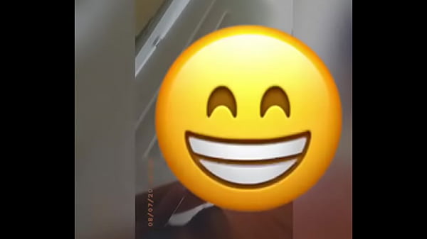 Latina morena me hace sexooral bien Rico