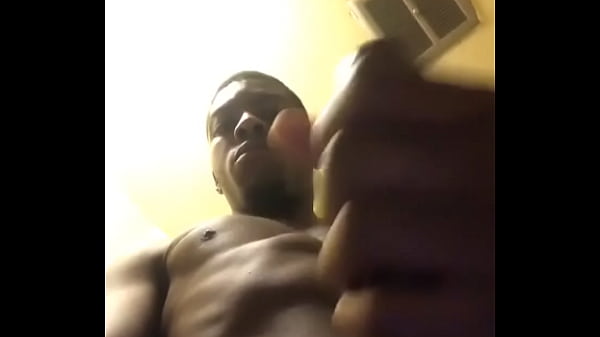 Play MP4 - Yanking the love handle