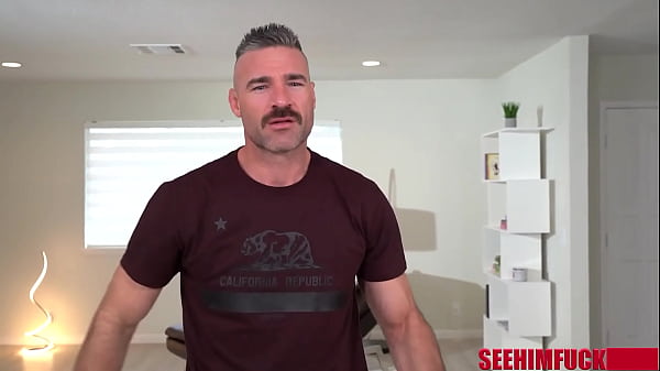 Petite latina sucks alpha stud&rsquo;s toes and rims his ass in sloppy fuck 