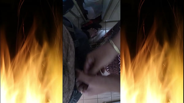 Boquete No Cara Que Entrega O G&aacute;s thumbnail