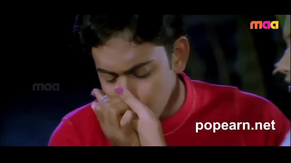 Cute teen enjoying at night at park from telugu movie ee vayasulo 