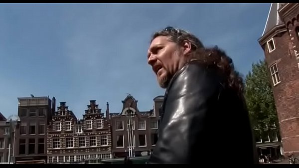 Nonton Mature Floozy Takes It Hard thumbnail