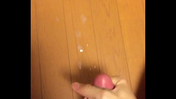 Play MP4 - Japanese gay cumshot