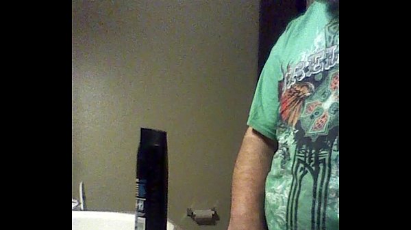 Play MP4 - burly bear masturbates uncontrollably