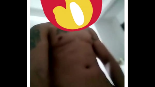 Mostrando su pack m&aacute;s su leche 