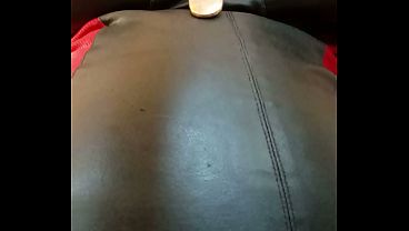 GretaLa - Incinta, gioca coi capezzoli. 