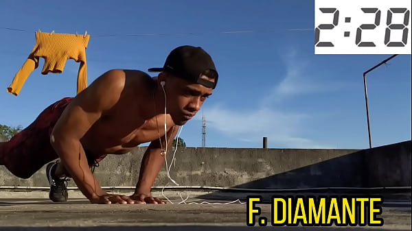 MALHANDO PRA COMER MULHER 