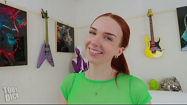 Nonton Ella Faith Cuntpunch Fisted - Gagging Throatslut - Cums So Hard thumbnail