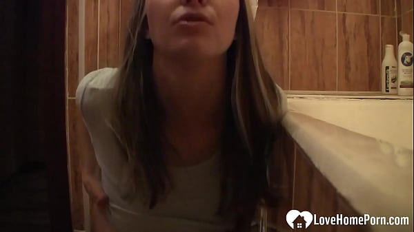 Play MP4 - I feel very naughty while on camera