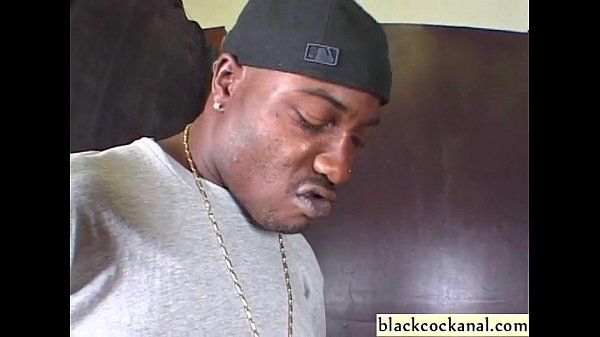 Play MP4 - Blonde interracial blowbang