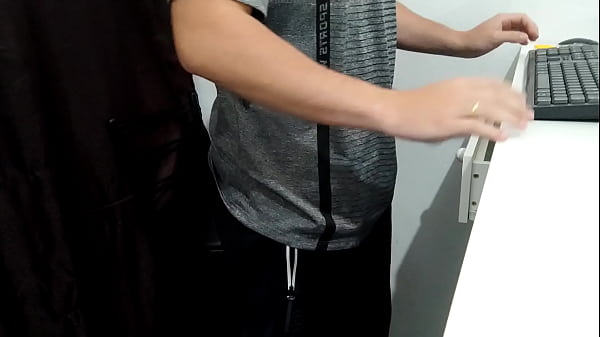 Nonton Cliente Safada, Chupou Gostoso thumbnail