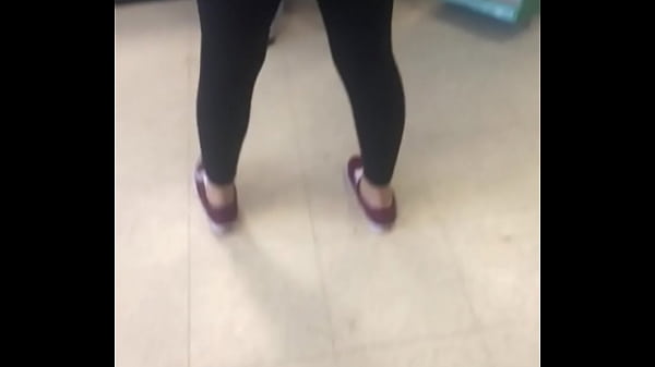 Candid booty - 02 Latina Part 1 