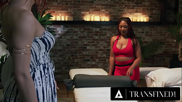 Play MP4 - TRANSFIXED - Horny Masseuse Avery Jane Gets Double-Teamed By Trans Couple Ariel Demure & Leilani Li
