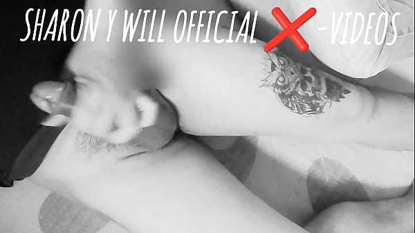 Le jalo su verga a mivecino_le hago_una chaqueta a mi vecinocuando_su esposa no está soy toda una_puta