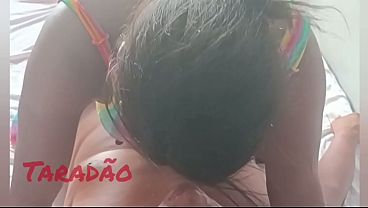 Preta sentando no meu pau