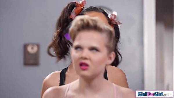 GirlDoGirl com Rivalteen cheerleaders lick_and squirt