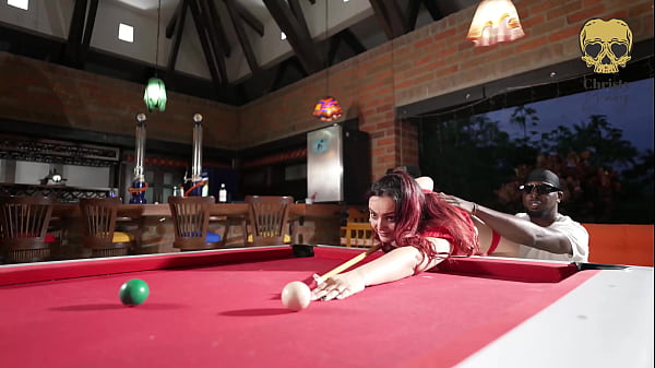 Play MP4 - Vacation in Cali&comma; a tourist teaches me how to play