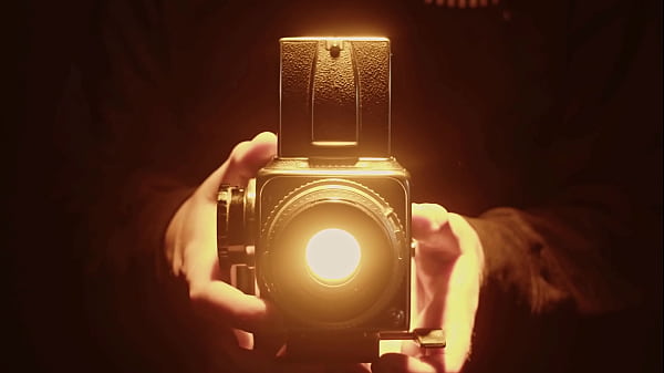 Nonton Morena Safada Fica Sedenta Por Mais Que &aacute;gua O Entregador Dotado! thumbnail