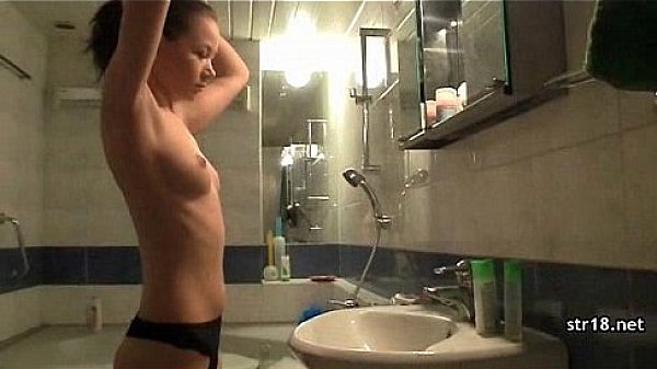 Teen slut enjoys hardcore dp! 