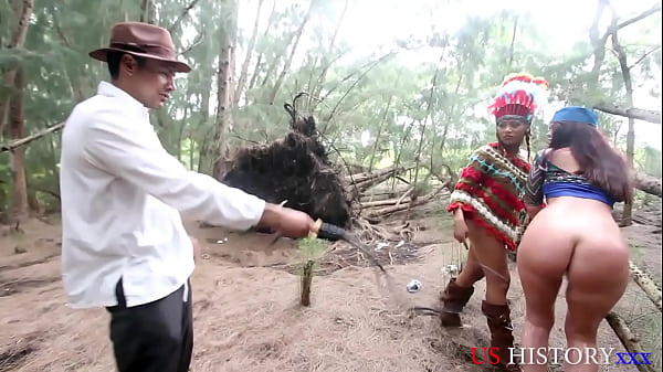 Play MP4 - THANKSGIVING &colon; Pilgrims and Indians