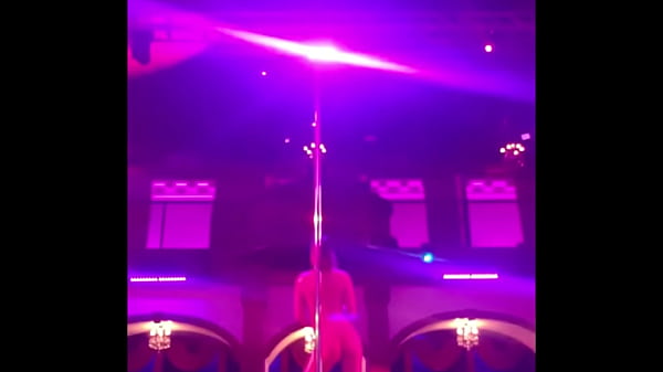 Destiny Maefull dance set_at the Oval Office GreenBay