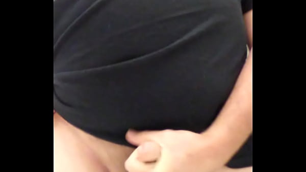 Play MP4 - Front view cum shot