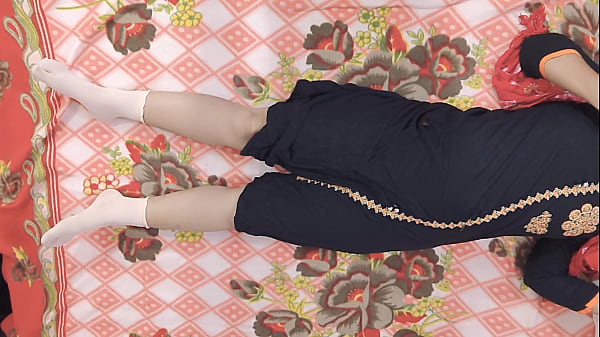 Nonton Indian Desi Fucking A Young Woman In The Ass thumbnail