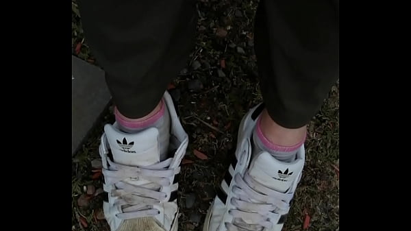 Stained_dirty ankle socks