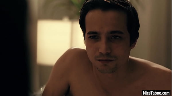 Young Latina Savannah Sixx_sucked guys big big penis before hardcore sex action