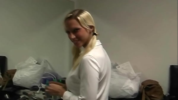 Big boobs girl blow job