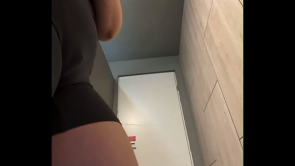 Hard masturbate and cum in public 