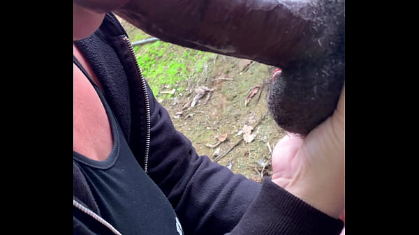 Caught! Public Bj thumbnail