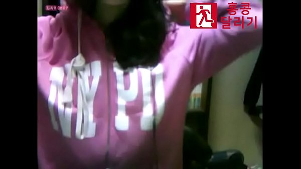 핑크잠옷 귀요미 치마들추고 팬티쑈