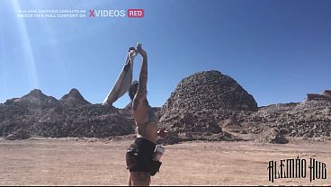 Melhor atra&ccedil;ao tur&iacute;stica foi eu e a dread hot fudendo dentro magic bus no deserto do atacama