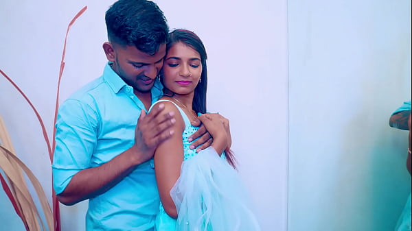 Play MP4 - Newly married Bhabhi desperate for the hardcore sex