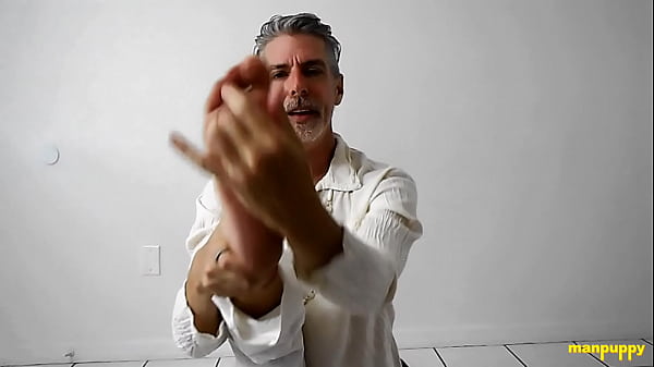 Yoga DILF Worships His Feet 