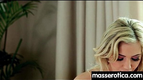 Nonton Hot Teen Masseuse Given Strong Orgasm 26 thumbnail