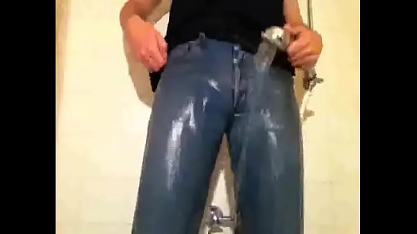 Wet skinny jeans 501 :-) 