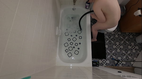 Annie Archer and_Shower_LEFT 3