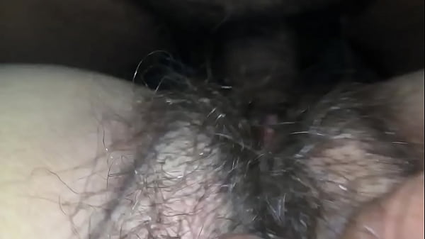 Play MP4 - cogiendo a la peludita