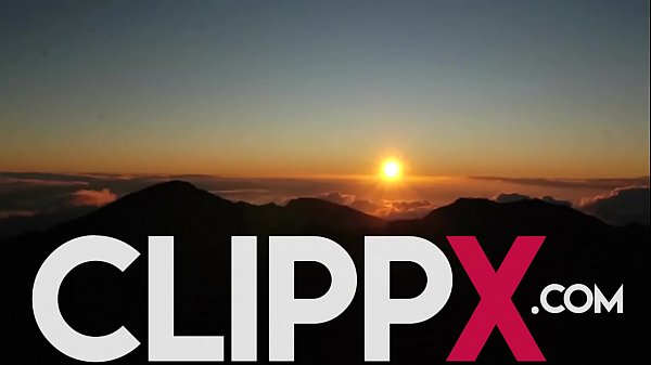 Nonton Petite Milf Loves To Ride Big Cock thumbnail