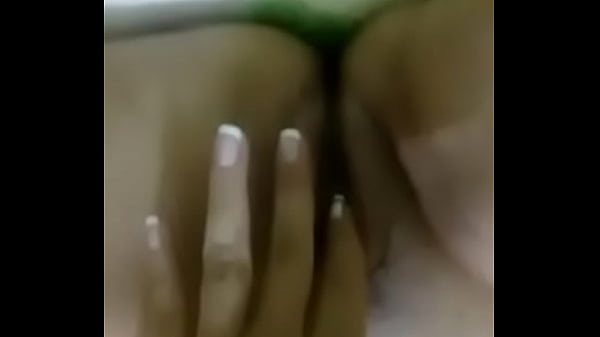 Mi amante me envía su_pack para no extrañaría mientras estoyde viaje